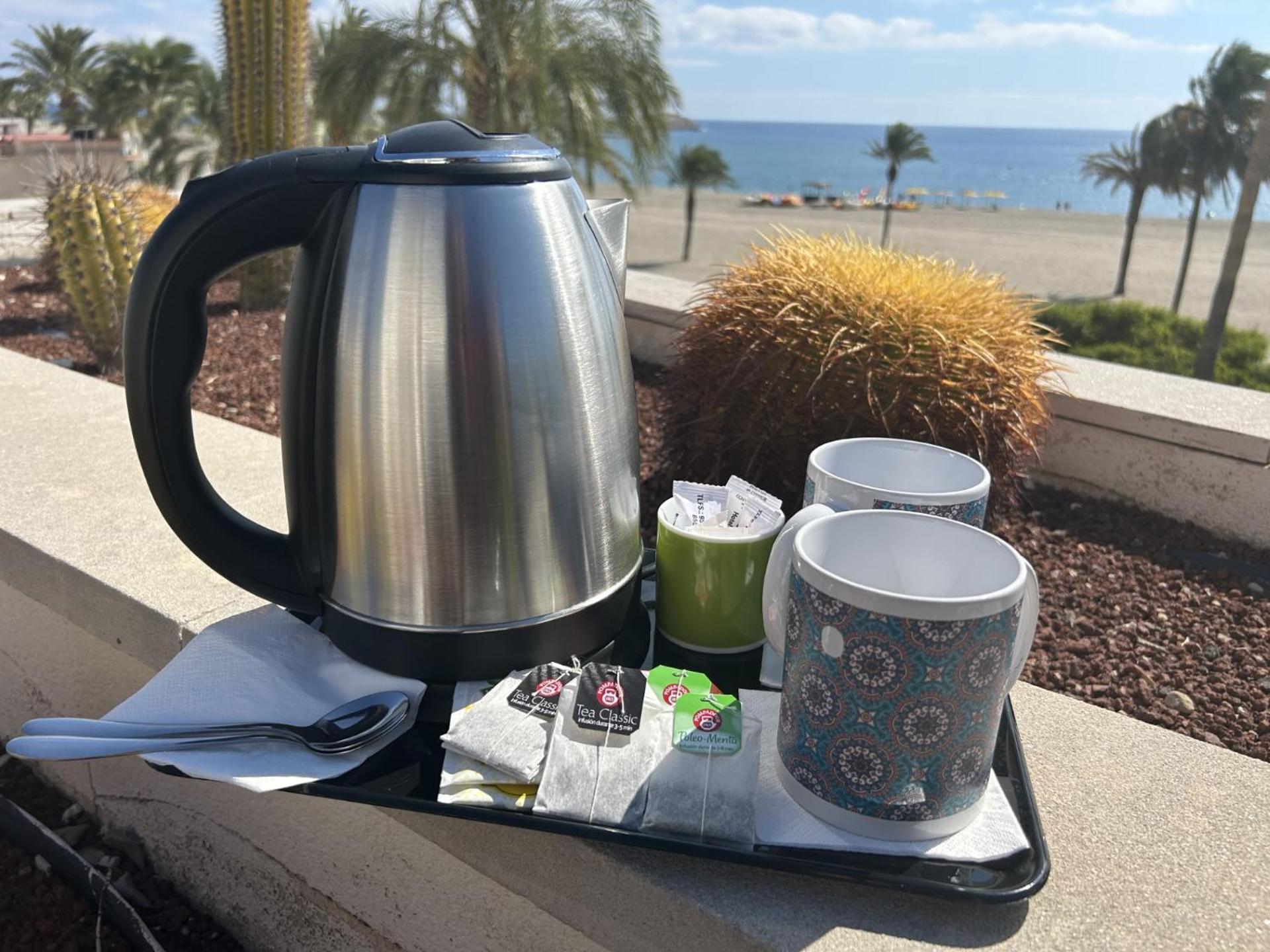 Hotel Las Palmas カルボネラス エクステリア 写真