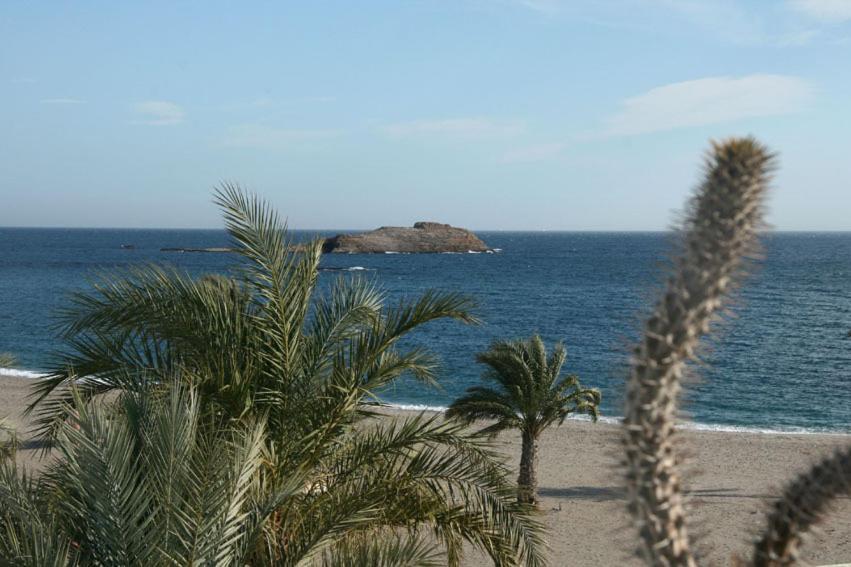 Hotel Las Palmas カルボネラス エクステリア 写真
